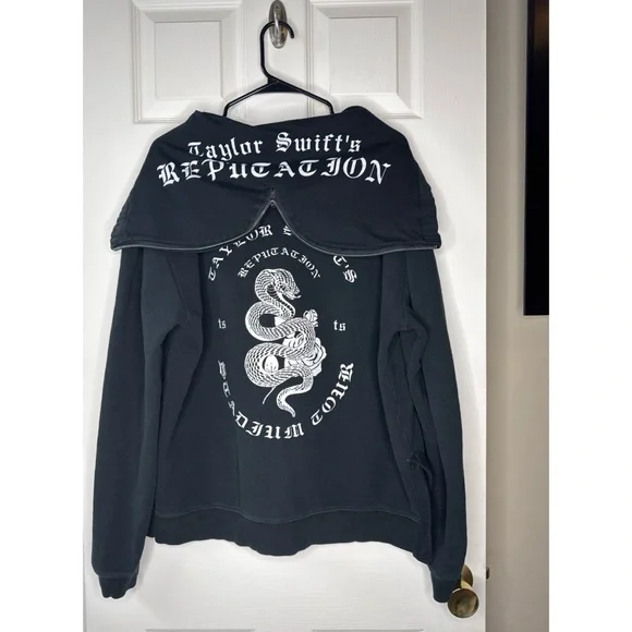 Taylor Swift Reputation Tour Oversized Hoodie Reputation Snake